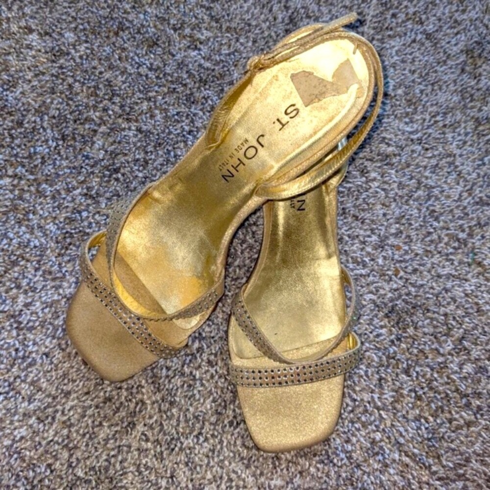 Sexy Gold Sandals w/ Swarovski Crystals​